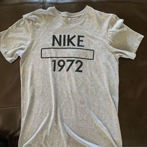 Nike T-shirt